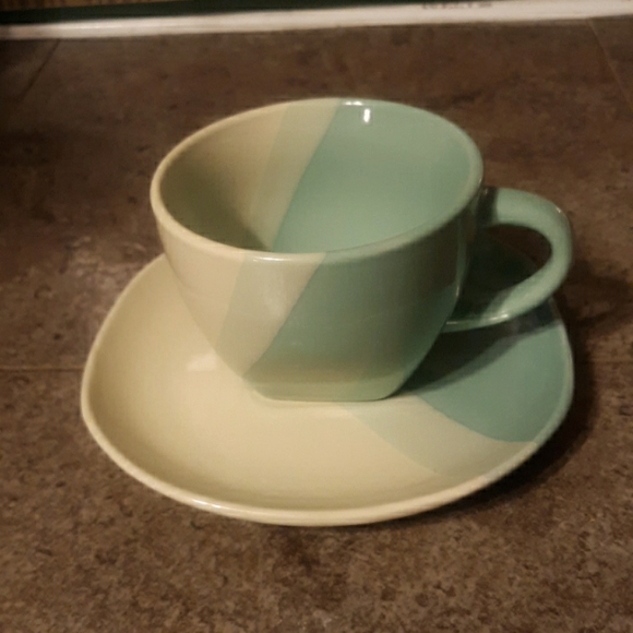 Sky Canyon cup & saucer - Picture 2 of 6